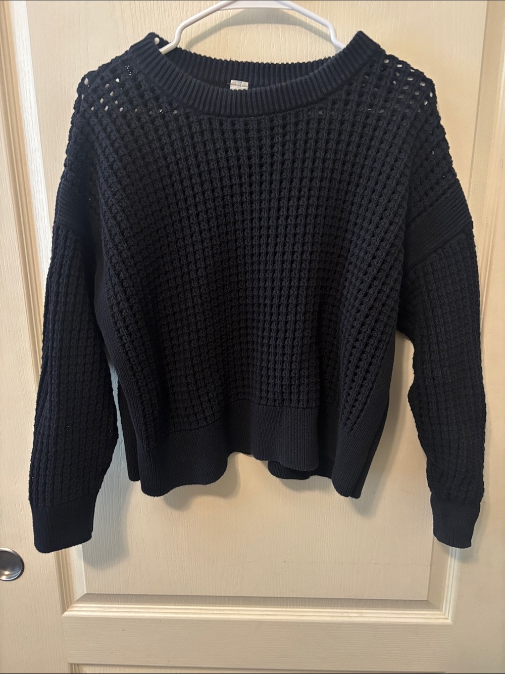 Old Navy Black Waffle-Knit Crewneck Sweater